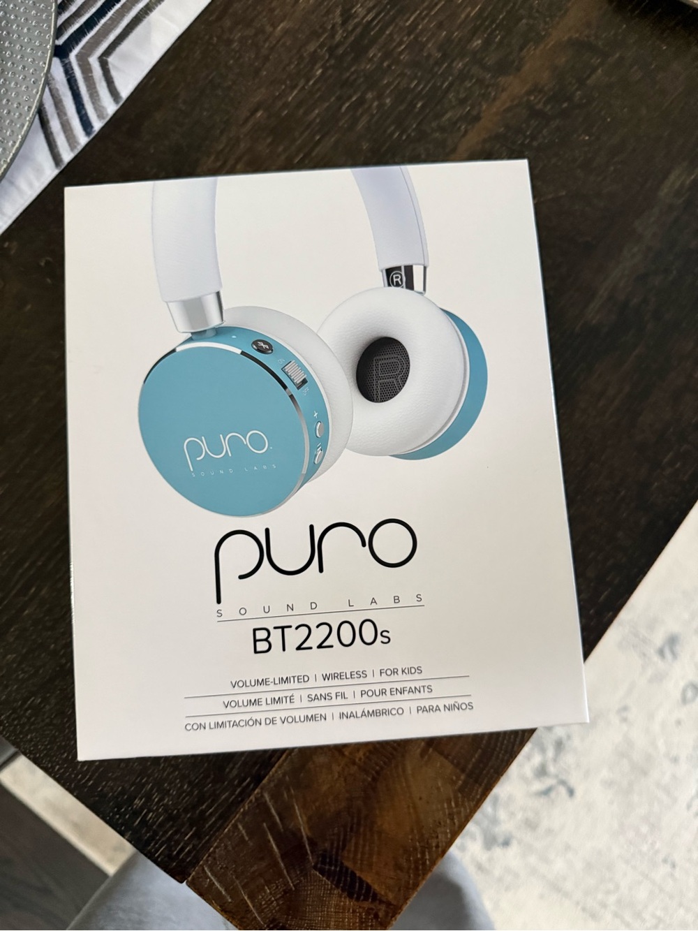 BT2200s Wireless Kids Headphones — Blue